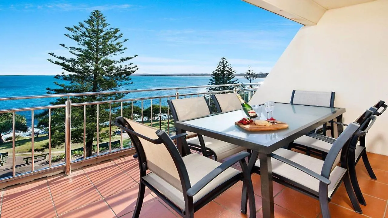 Wickham Point Unit 6 Kings Beach Qld Калаундра